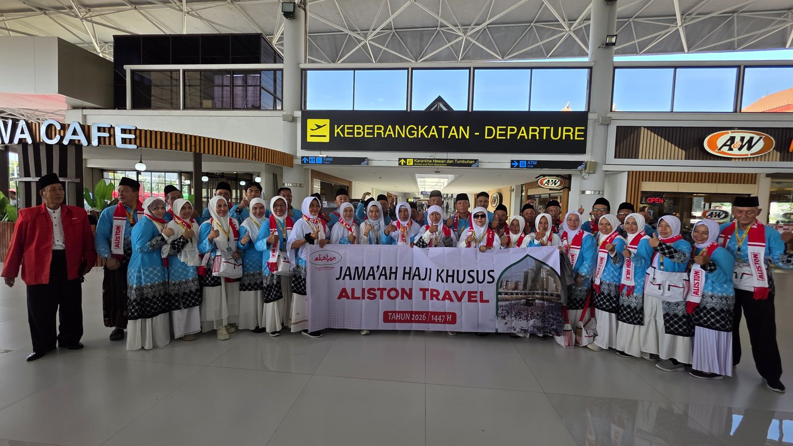 Menuju Haji Mabrur, Aliston Travel Berangkatkan Jamaah Haji Khusus 2026 dengan Layanan Prima